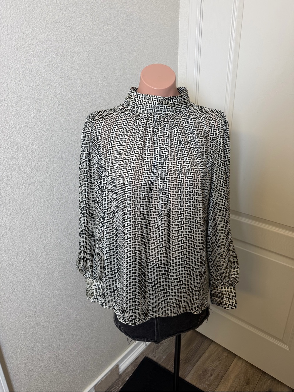 H&M Black and White High-Neck Printed Blouse